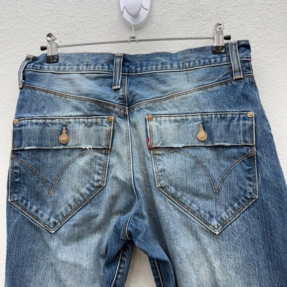 Levis Engineered Distressed Denim Cotton Blue Jeans Pants Mens size 30x32 - Picture 7 of 10